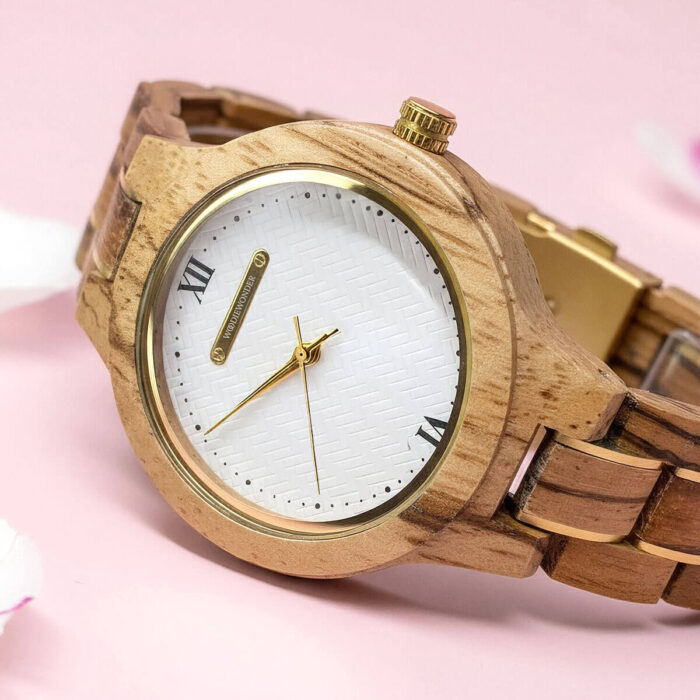 Aurora zegarek damski ze złotymi elementami